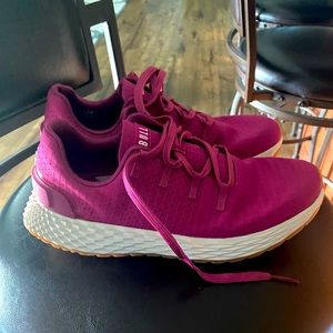 Raspberry colored No Bull Ripstop Runner, size 9